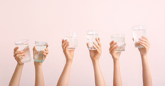 脱水症を防ぐためのこまめな水分補給